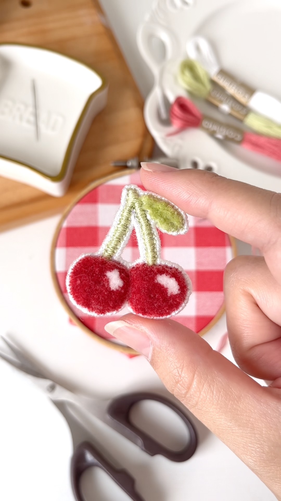 モコモコ刺繍でさくらんぼ作ったよ🍒🪡 #embroidery - YouTube