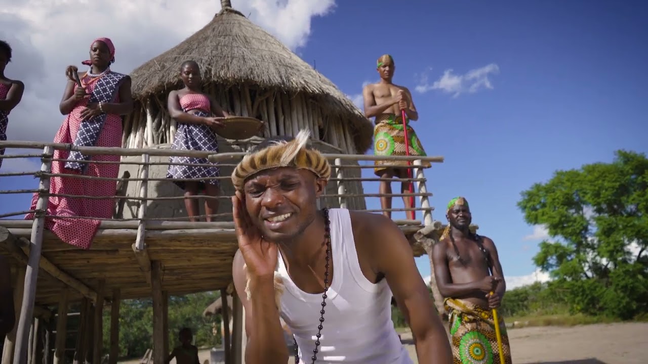 Batavo ft Obert Chari: Tigamuchire [Official Video]