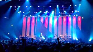 Video thumbnail of "Đorđe Balašević - D mol - LIVE@ArenaZagreb, Zagreb, 18.12.2010"