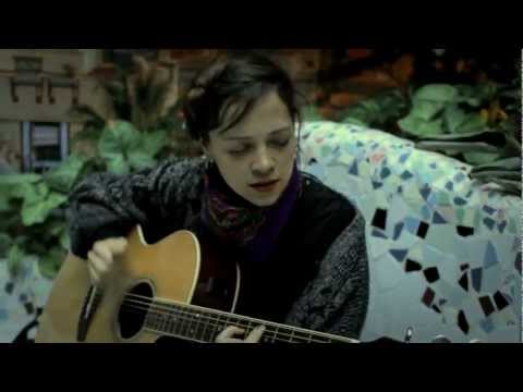 (HD) NATALIA LAFOURCADE / UN DERECHO DE NACIMIENTO : AMPLIFICADO