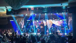 Ebru Gündeş - Vakitsiz Geldin Mükemmel Performans