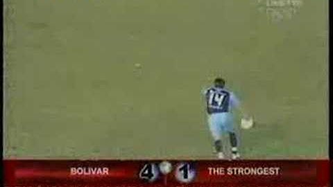 BOLIVAR GANA CLASICO PACEÑO EN SANTA CRUZ