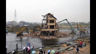 В Нижегородской области в отсутствии хозяев был снесен дом и на его месте построена автодорога