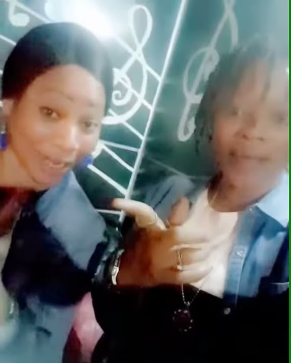 Ami Yerewolo(rappeuse numéro 1 du Mali) et Ami D (la toute 1ere femme à avoir commencer le rap au Ma