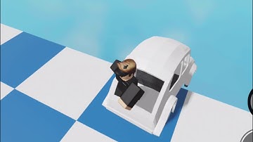 DRIVING A DRIVABLE CAR IN PIGGY BUILD MODE!
