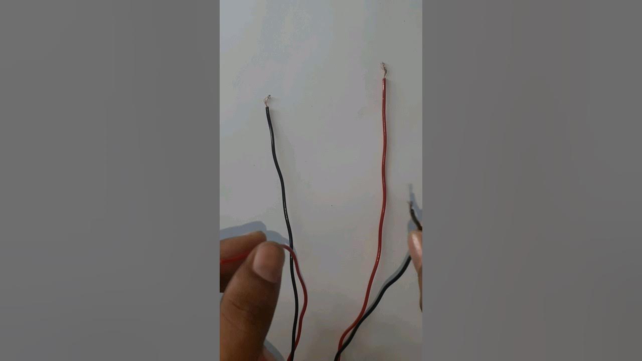 The correct way to connect two electrical wires without contact shorts