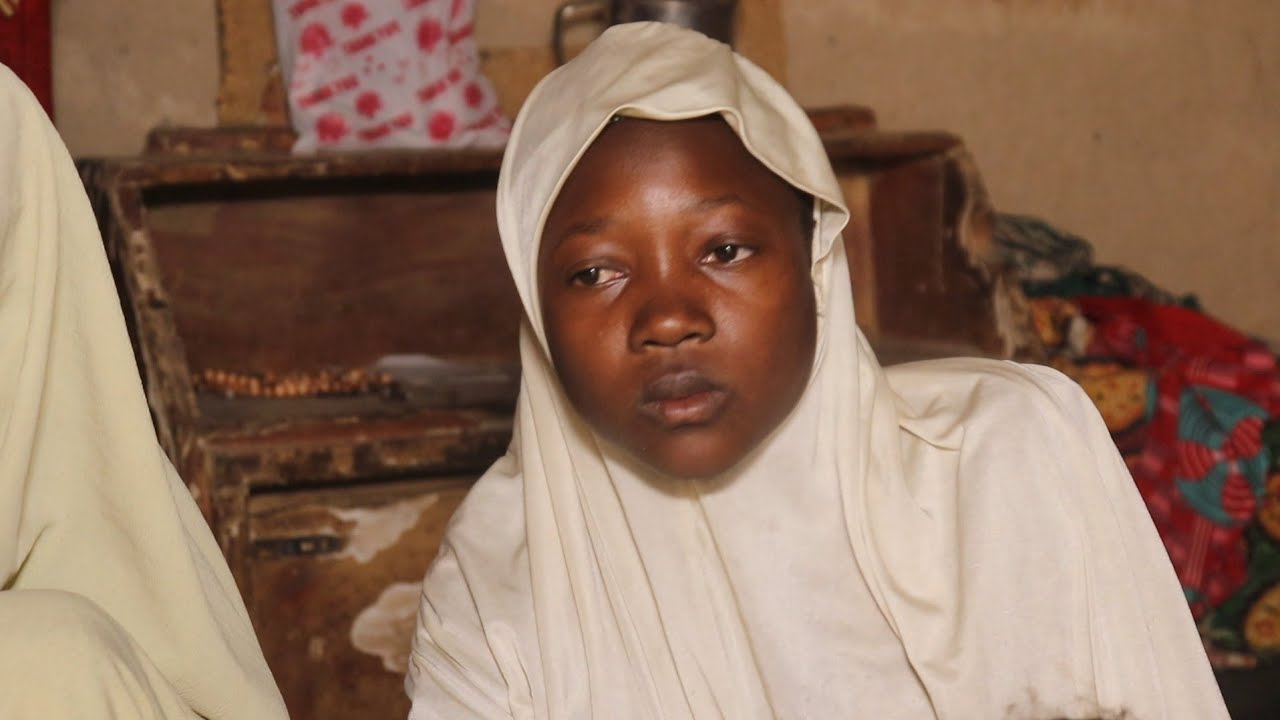 SHEKARUNA 16 KUSAN SHEKARU 2 MAHAIFINA YA BAR GIDA NIKE FITA NEMAN ABINCI, MAZA NA NEMA NA DON SU BA