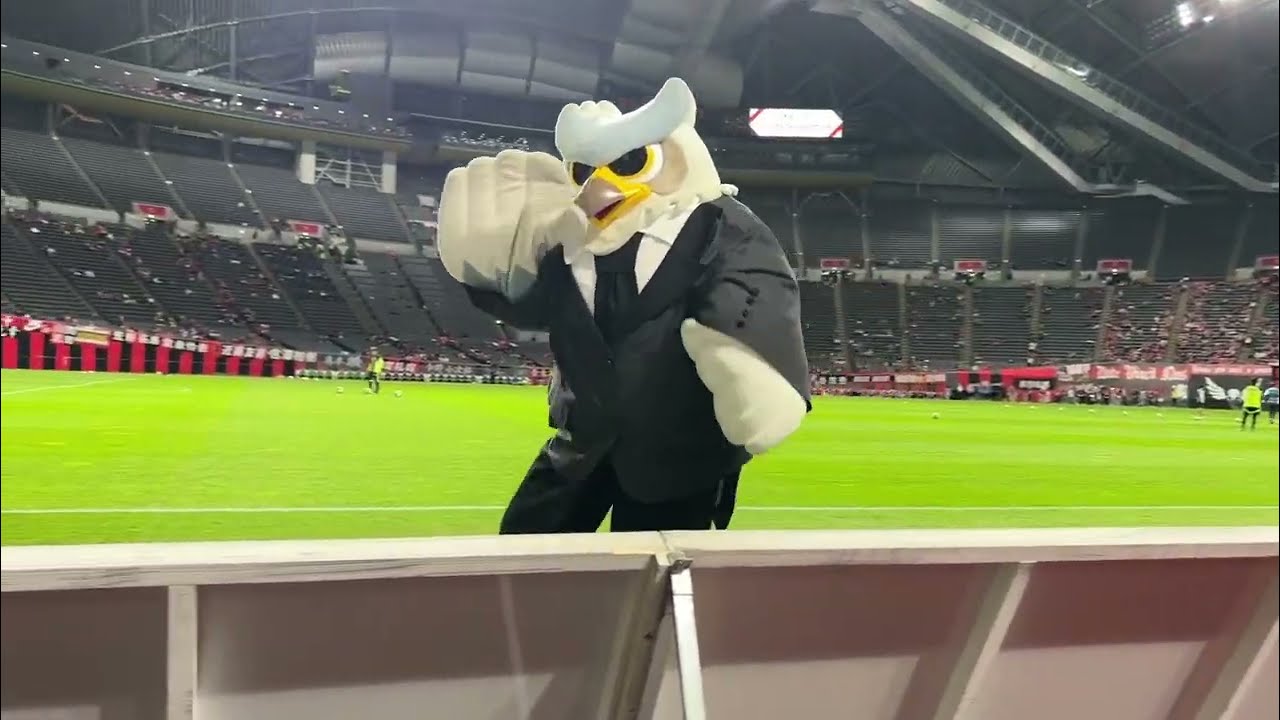 札幌×水戸 ピッチサイドシート観戦【2025年J2リーグ第34節】