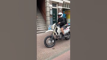 Cool DR-Z 400 SM on the Rusty Gold Moto Catwalk #drz400sm #supermoto