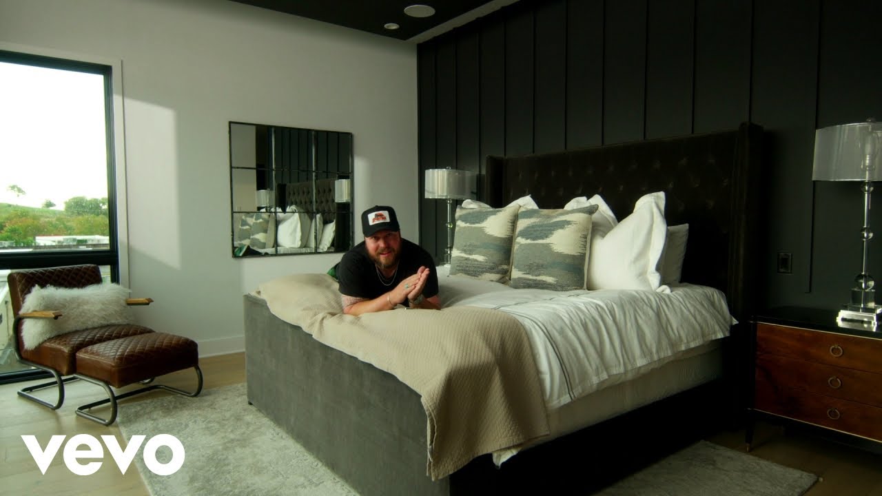 Watch Mitchell Tenpenny - Still Thinking 'Bout You (Official Lyric Video) on YouTube Watch Mitchell Tenpenny - Still Thinking 'Bout You (Official Lyric Video) on YouTube
