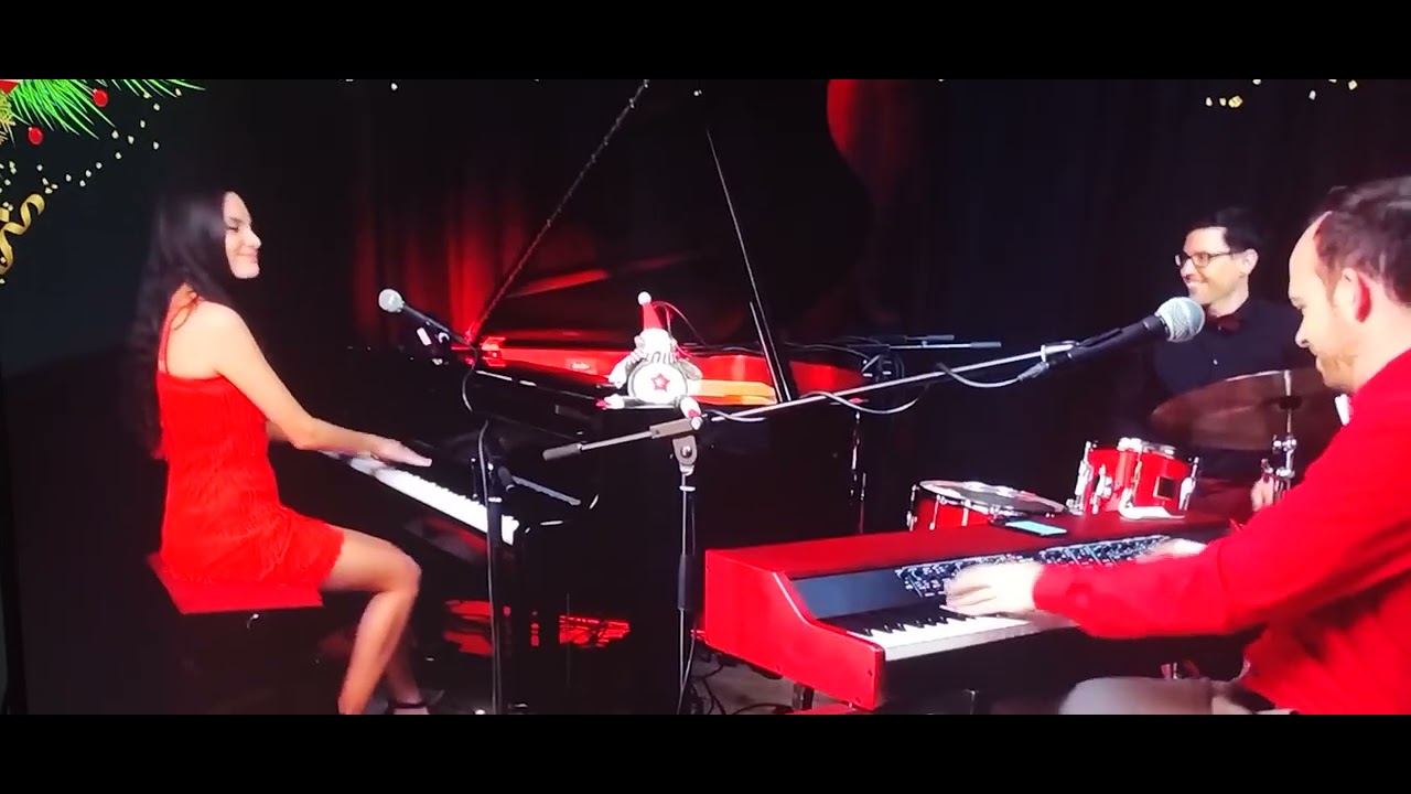 Boogie Woogie Piano. Ladyva Live in Germany.