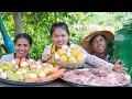 BBQ Chopped Beef Packed with Banana Leaf For Eating with Ripe Mangoes Fruit - Cooking &amp; Donation