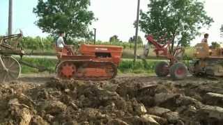 Seconda manifestazione di aratura con trattori d'epoca Azienda Agricola Demo