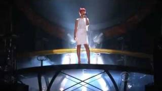 Rihanna - California King Bed (ACA) ft. Jennifer Nettles