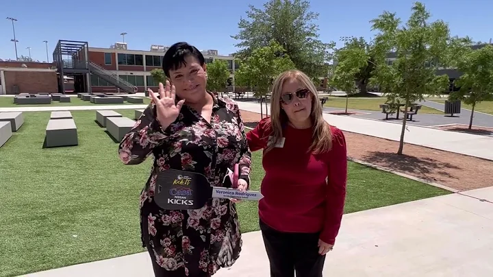 Casa Nissan Giveaway: Veronica Rodriguez, Zavala E...