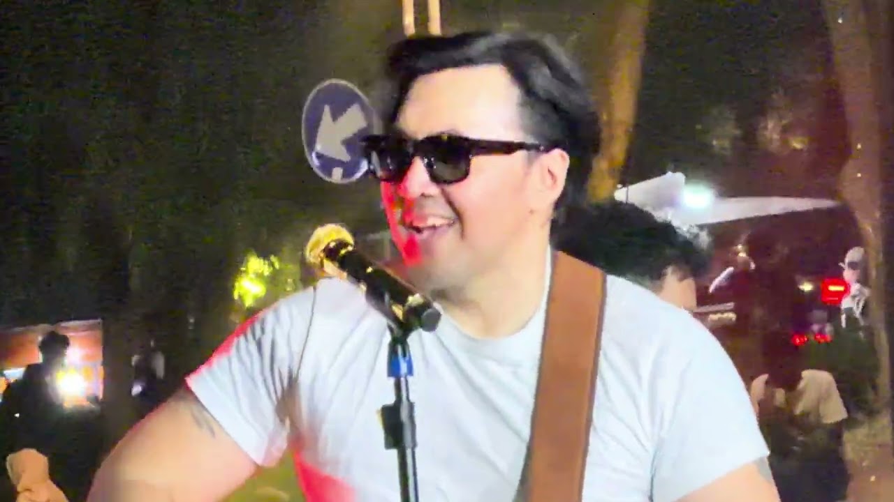 DAVID BAYU ‘TEMBOK \u0026 AKU RELA’  —  Konser Manusia Setengah Abad