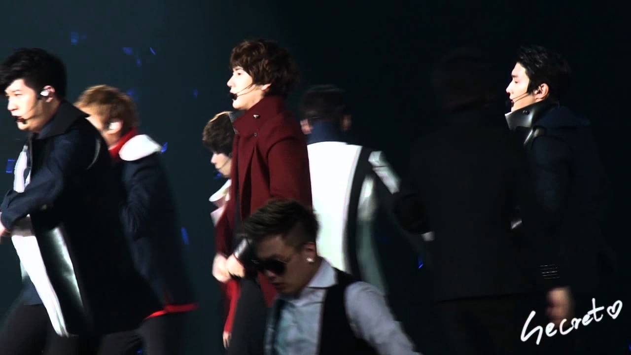 120310 SUPER SHOW 4 in Macau - Opera (KYUHYUN)