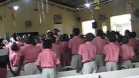 Kids singing at Ecole Chretienne des Freres Unis -...