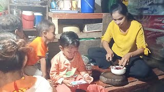 Daily Rural Lifestyle Nice Mother Asian Cambodia || Rural Lifestyle mother care and Cooking Recipe