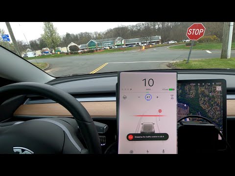 Close 4K look at Tesla "Traffic Light and Stop Sign Control (Beta)" used safely on public roads ? ?