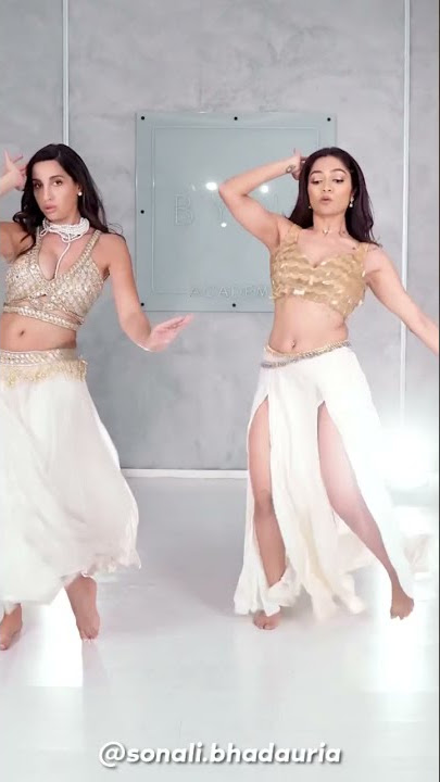 Nora Fatehi & Sonali Bhadauria dance video 🔥😍 #shorts