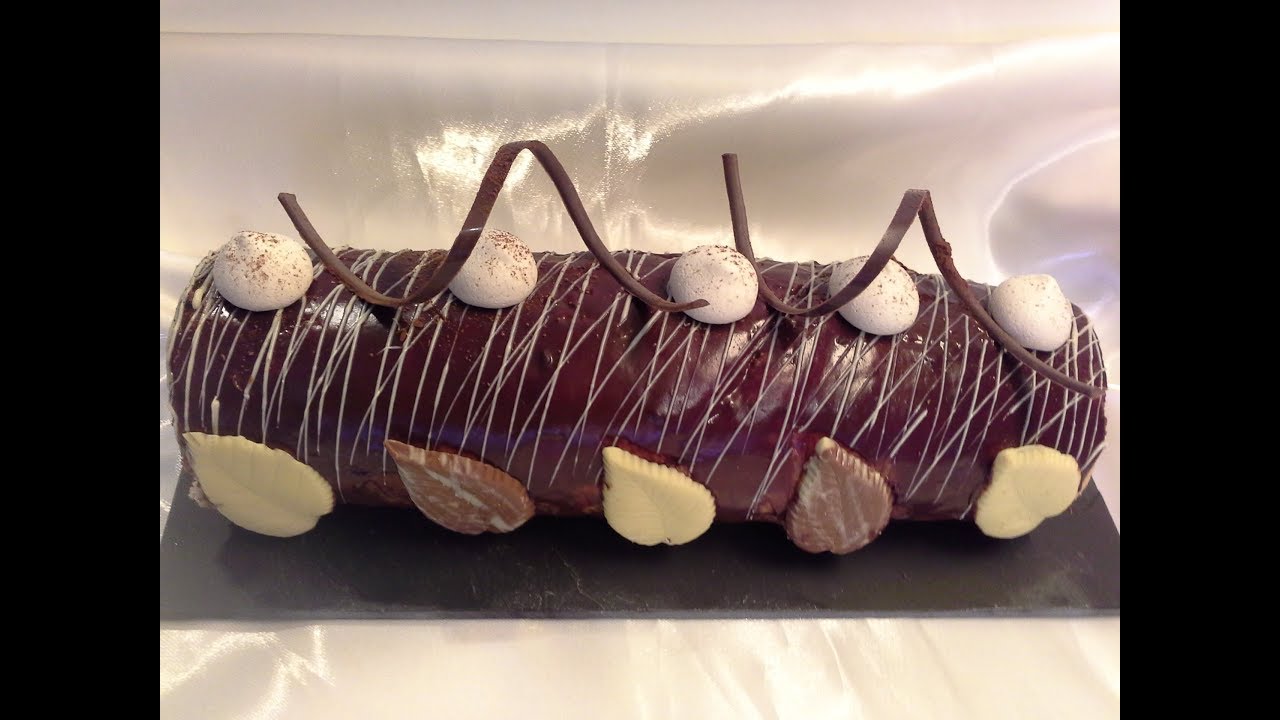 سويس رول أو بيسكوي رولي بموس الشوكولاته 🤗والكروكون بخطوات ناجحة💕Suiss roll cake