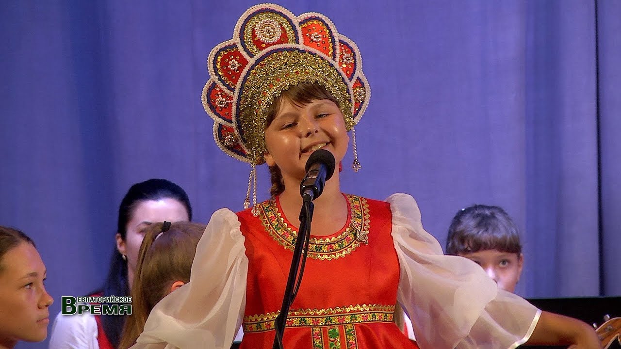 Ангелина Беркута. Русская народная песня «Я на горку шла» - YouTube