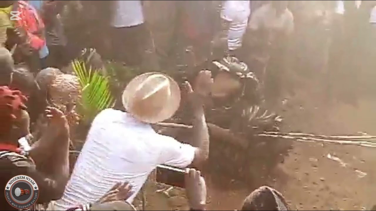 The burial of Paa Wirsiy Christopher Wanyu Ndzendzev Tsen is taking place today.Family mem PART 1