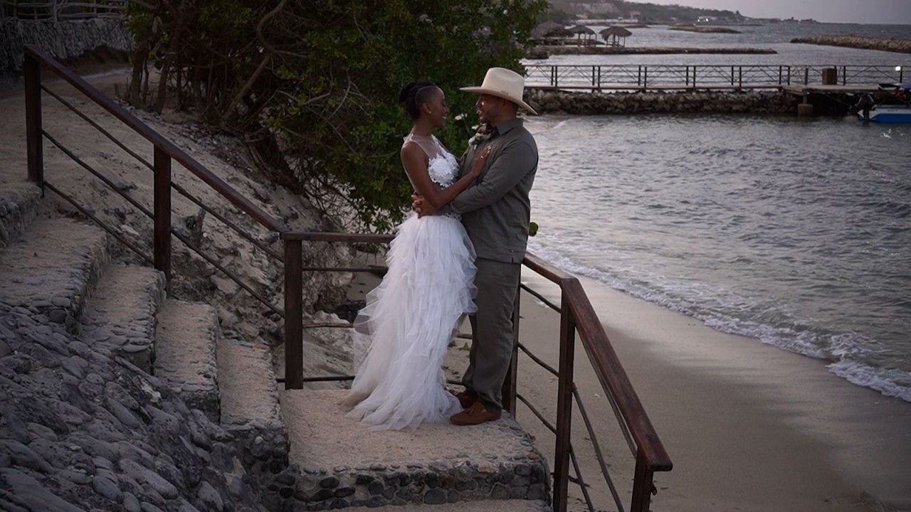 JESSI & GUS MOMENTS WEDDING