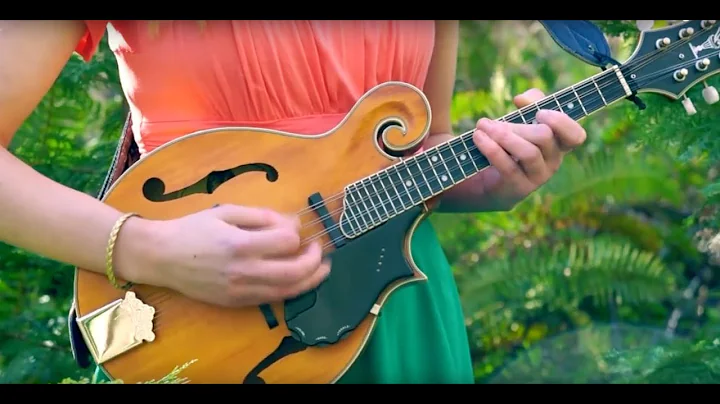 Hummingbird - The Gothard Sisters [Official Video]...