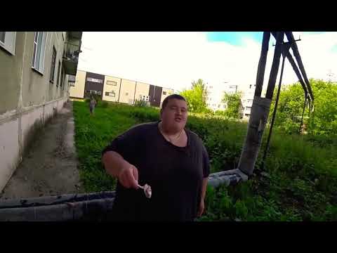 Гриша Полное TV ест сюрстрëмминг за своих подписчиков видео из Tik-Tok