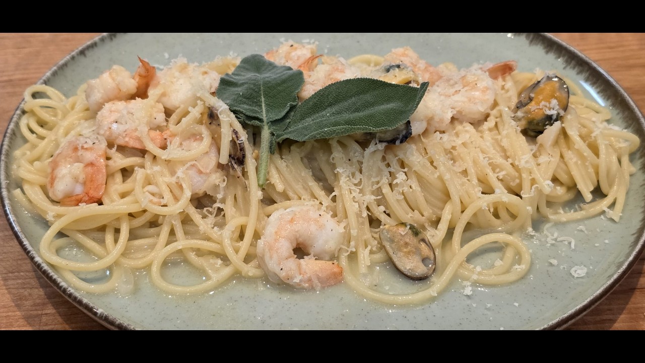 SPAGHETTI Z OWOCAMI MORZA