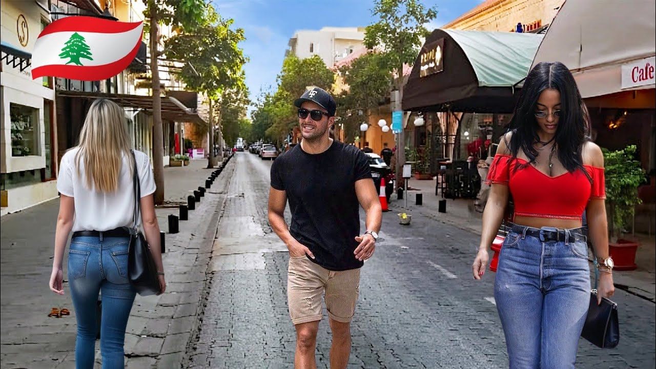 JOUNIEH 🇱🇧 Is Lebanon Safe? Jounieh Walking Tour old town 2024 - جولة ...