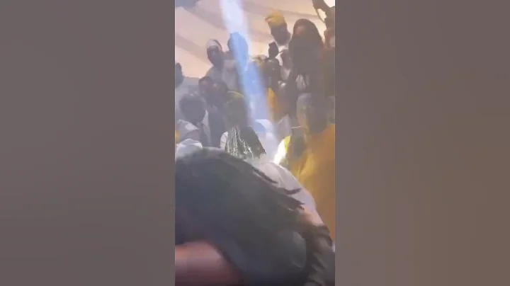 Olamide Surprised Davido At His Wedding #davido