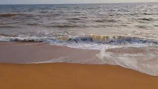 Golden Horizon: Captivating Sea Shore Waves & Sunset in Ultra HD 4K