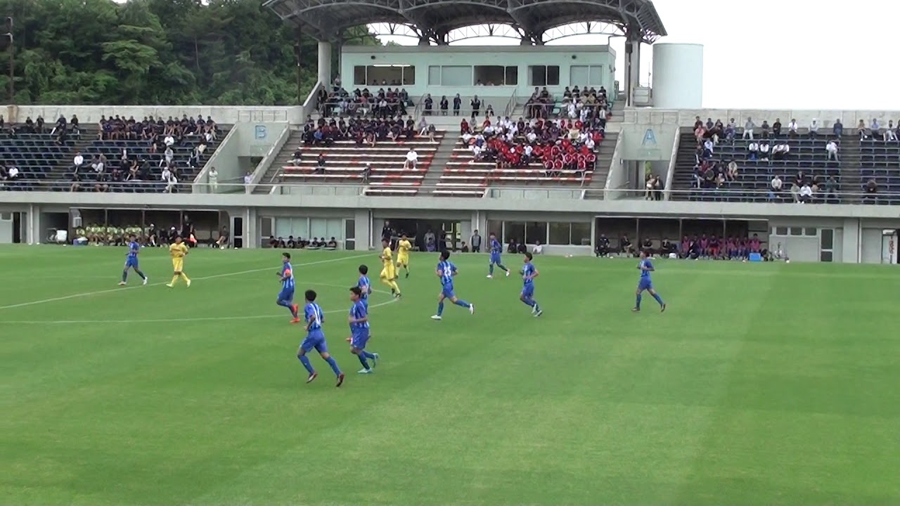 島根県高校サッカー 総体準決勝 開星対淞南前半 Youtube