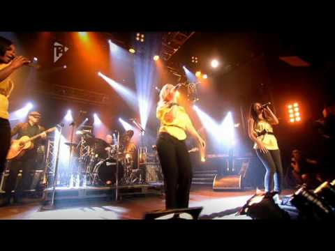 Sugababes - Hole In The Head @ Album Chart Show 2007
