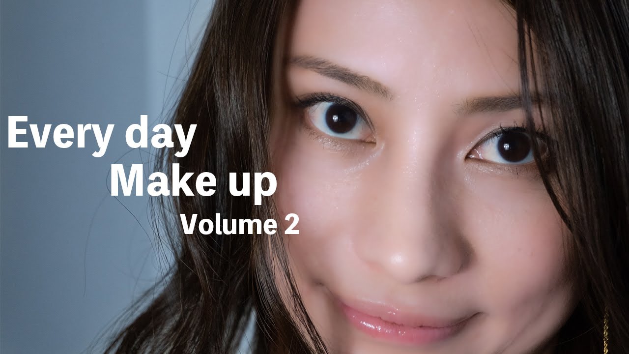 現役モデルはメイク中こう考えてます 肌荒れ無縁の毎日メイク アイライン編 Youtube