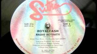 Video thumbnail of "RoyalCash - Radio Activity"