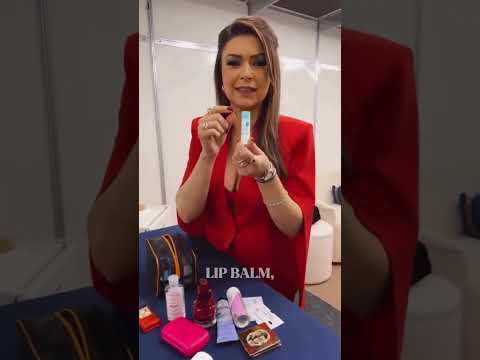 O que levo na minha necesssarie de bolsa! E você? Tem a sua? 🌹