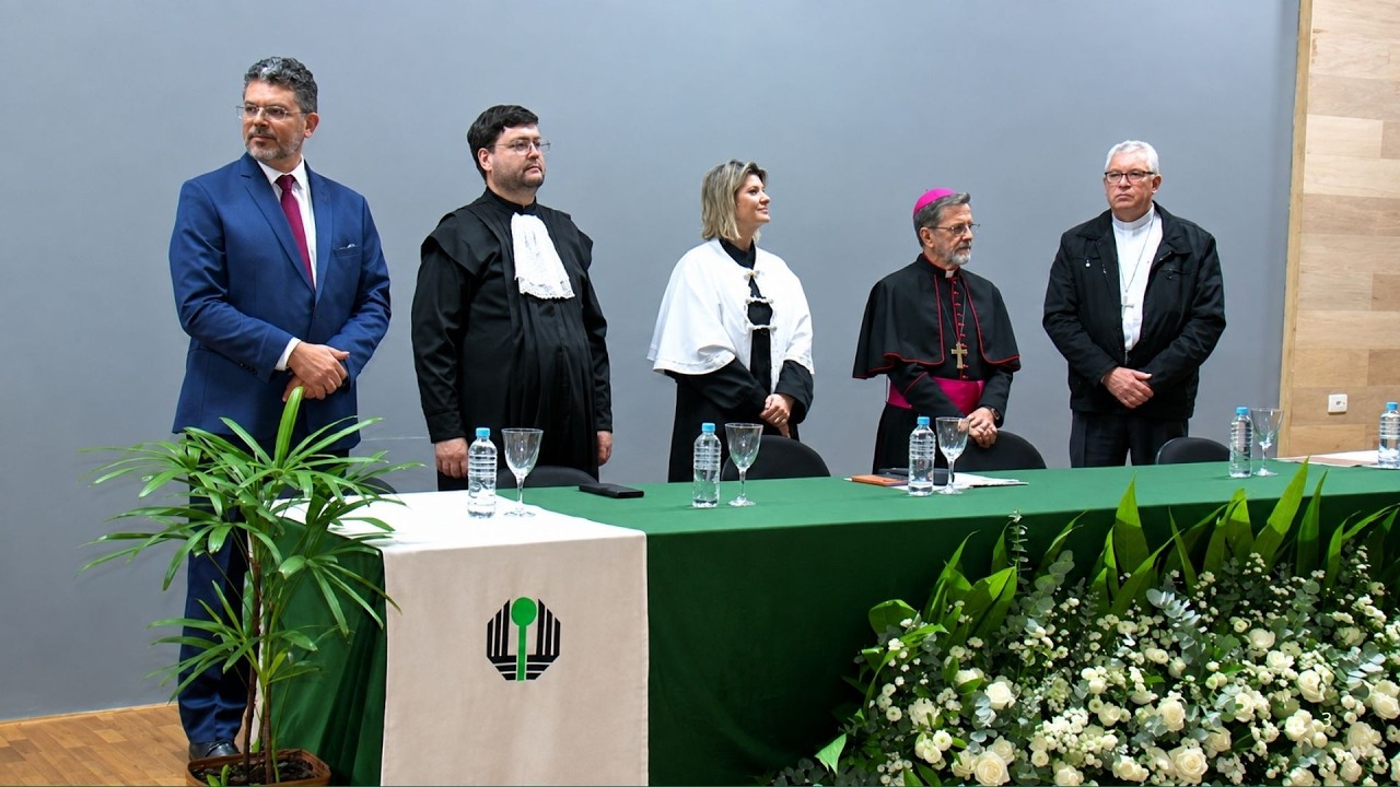 UEL entrega título de Doutor Honoris Causa a Dom Luiz Fernando Lisboa