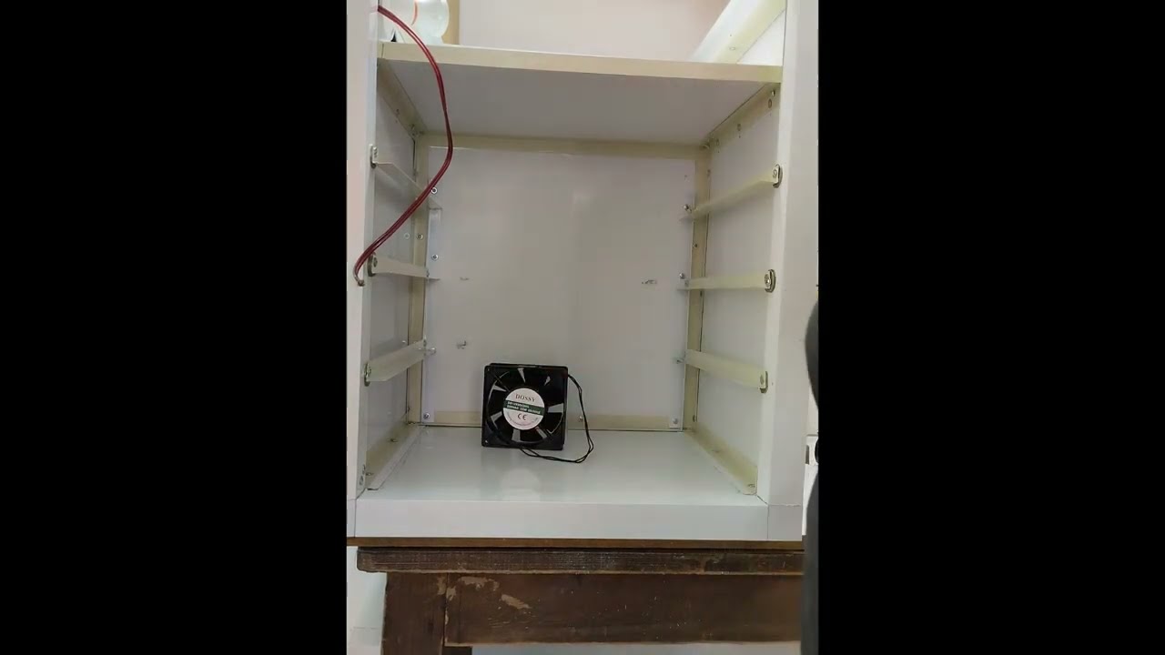 الحللقة (3)طريقة عمل فقاسة المنيوم سعة 567 بيضة سمان او 144 بيضة كبيرة على نظام القرية .تركيب القطع