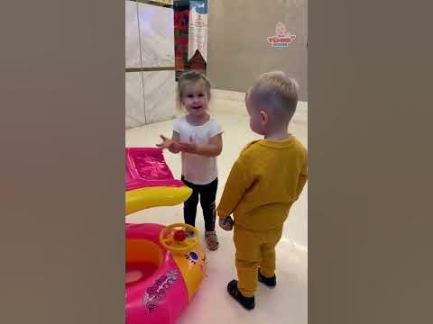 Девочка за рулем - YouTube