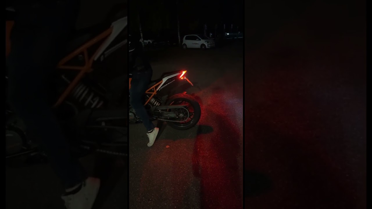 Ktm Duke 125 Burn-Out!!!! 