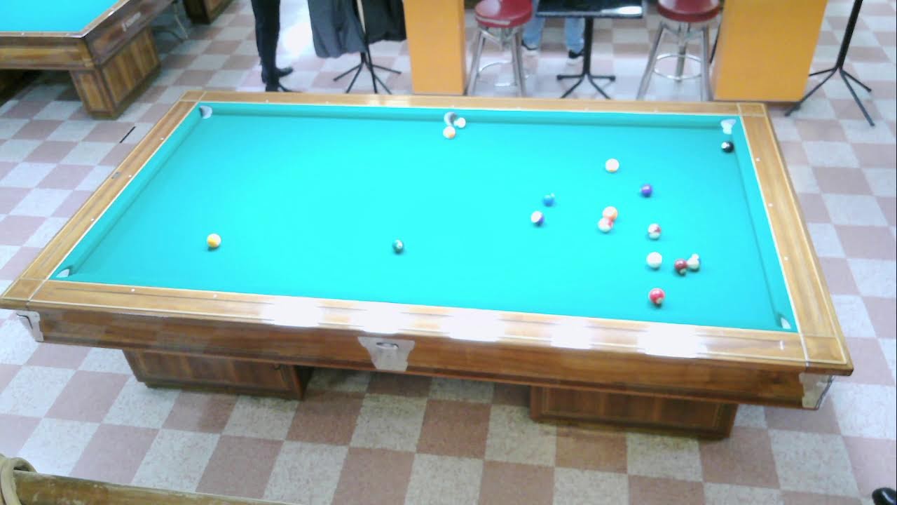 SUPERSTARS TAVOLO 10