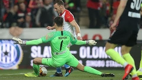 Màn trình diễn siêu hạng của thủ môn gốc Việt Filip Nguyễn trước đội bóng số 1 CH Czech