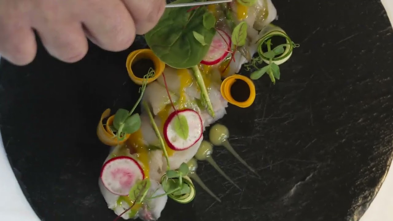 In ogni gesto, la storia dell'ospitalità e del benessere.