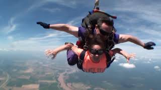 Lynzi's Tandem Skydive by TechNez 34 views 10 months ago 3 minutes, 53 seconds
