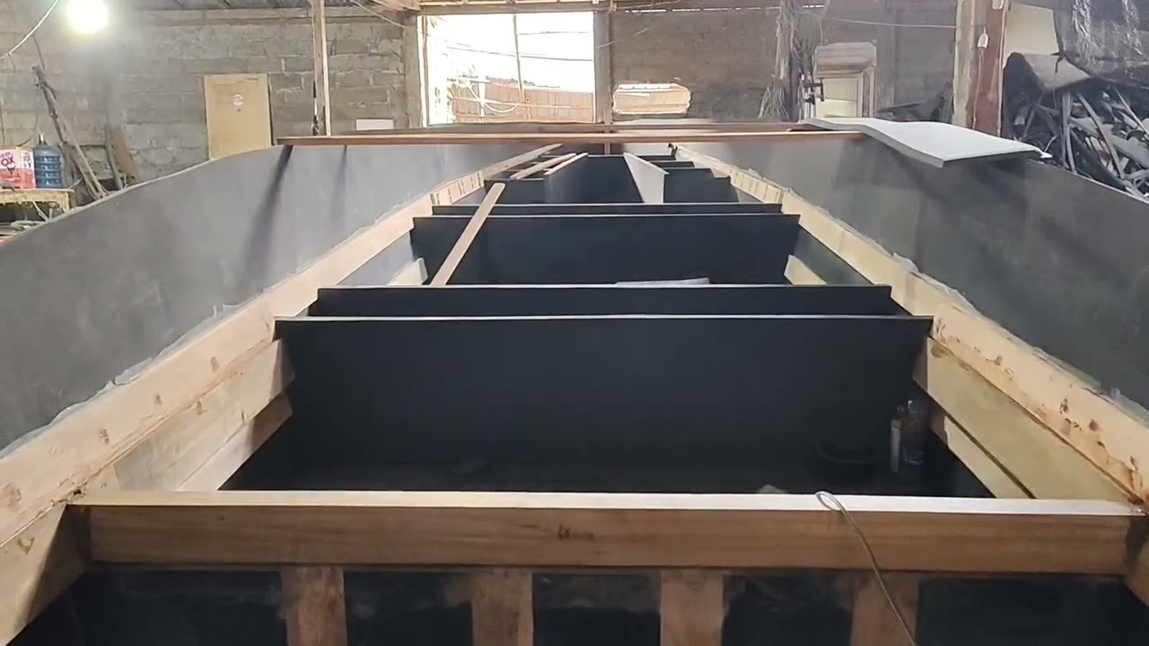 Pembuatan speedboat spon eva panjang 9m x L 2m gandengan mesin 2 unit 40 pk @galanganspeedboat