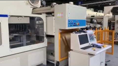 Newly installed Shinko Sa fixed type flexo folder gluer in Philippines is producing banana cartons